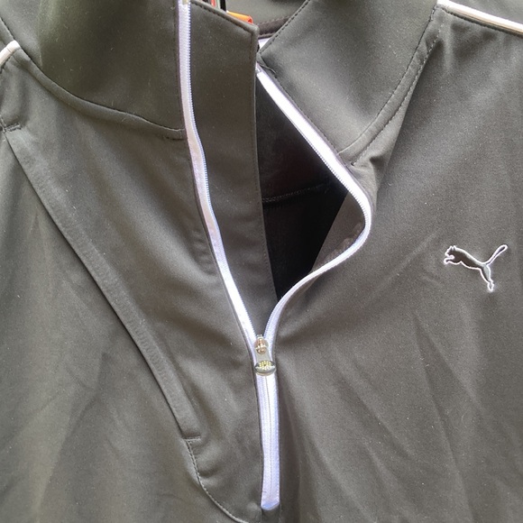 PUMA Golf 1/2 zip Black Shirt white stripe design front pocket Wing Cell sports - Picture 4 of 12